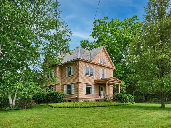 198 Leyden Rd, Greenfield, MA 01301