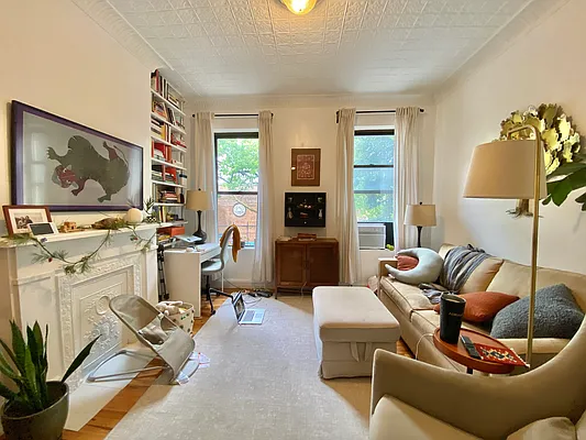 Rented by Simply Brooklyn Realty Inc | media 10