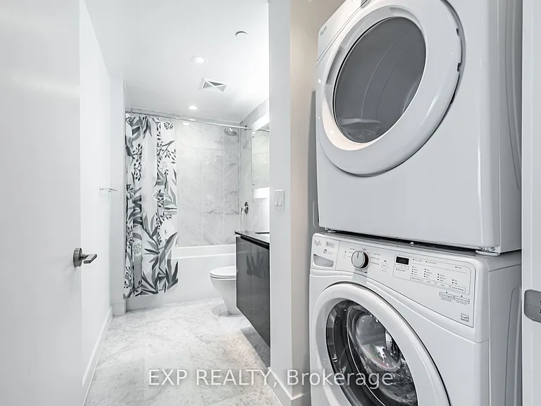 115 McMahon Dr #206 — Photo 17