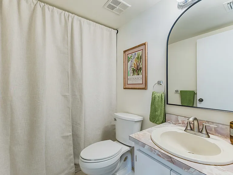 5840 Vancouver Cir #2 — Photo 9