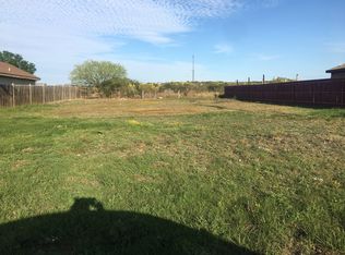 323 Falcon Blvd, Eagle Pass, TX 78852