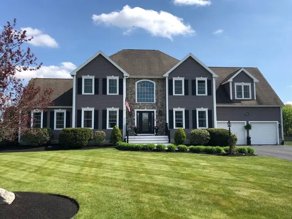 12 Copper Beech Cir, West Bridgewater, MA 02379