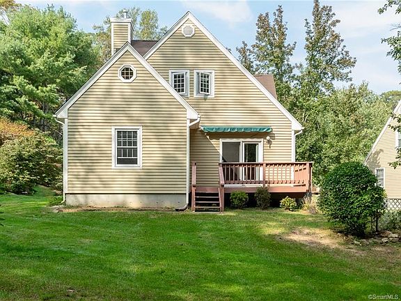 3rd image of 5 Yorkshire Ln #5
