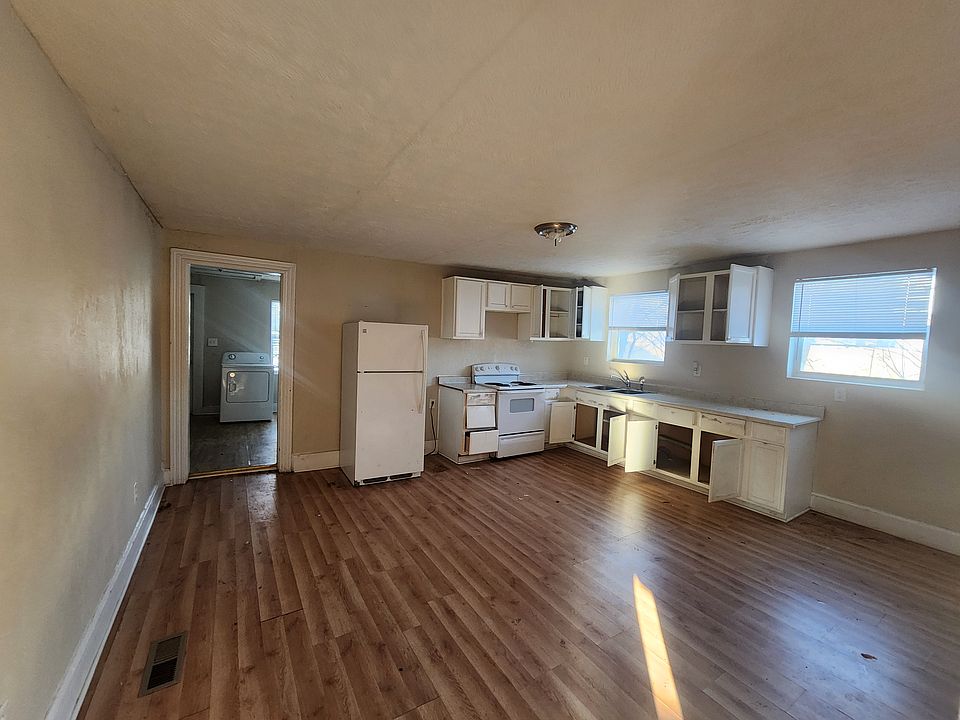 1st image of 3050 W Michigan St #A