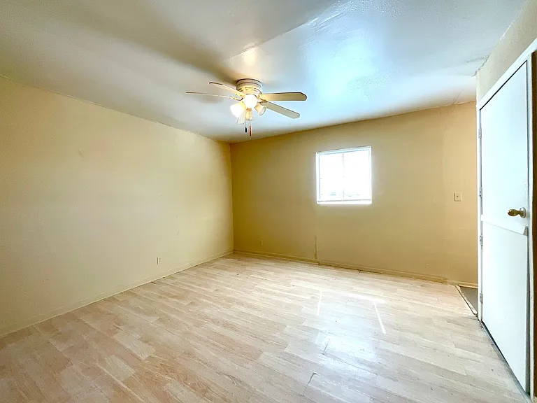 7042 Glen Mist — Photo 14