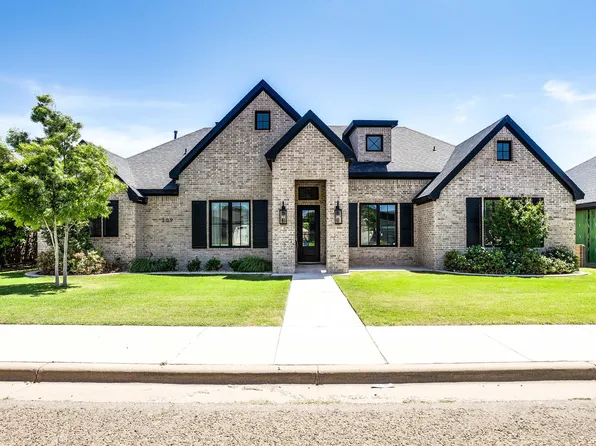 309 N 9th St, Wolfforth, TX 79382