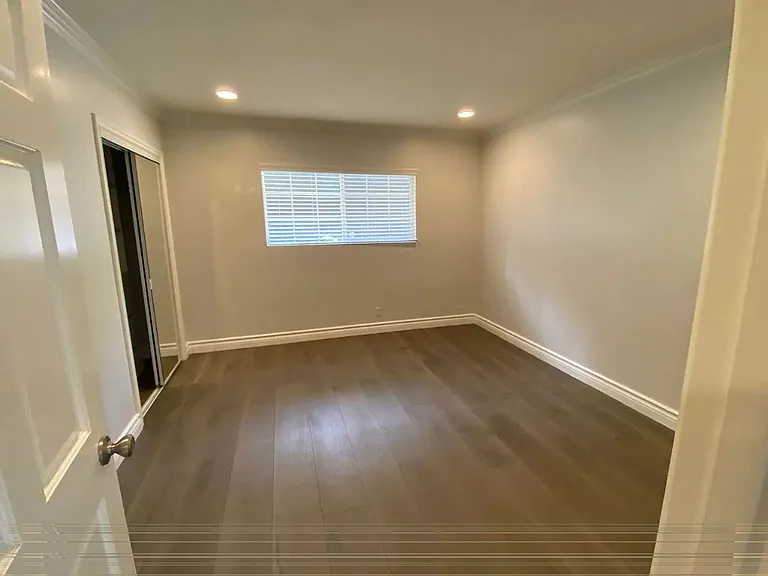 16636 Calneva Dr — Photo 29