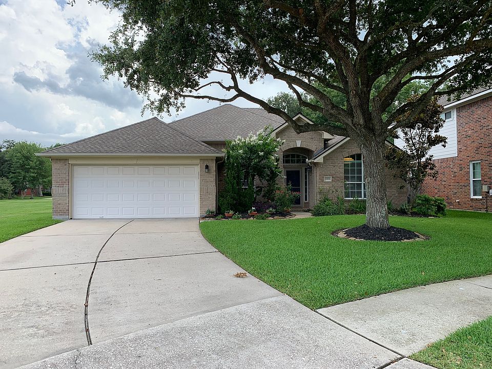 1st image of 4501 Avery Hollow Ct