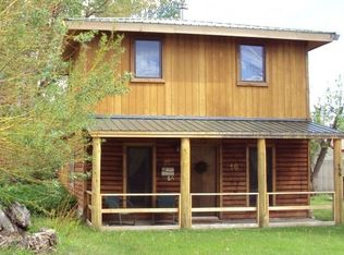 16 S 2nd St, Roberts, MT 59070
