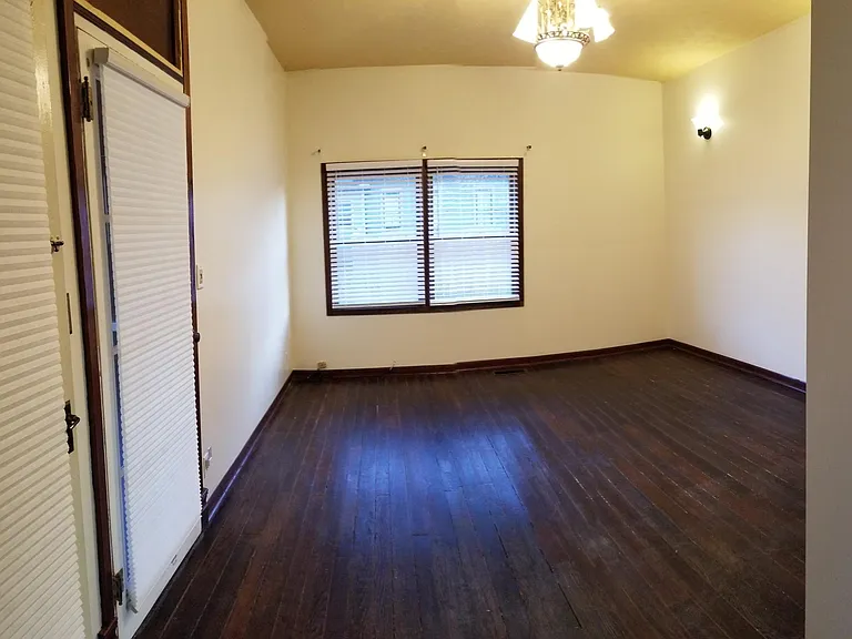 822 Wright St — Photo 15