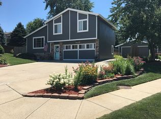 7115 Highland Blvd, Omaha, NE 68138