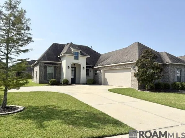6409 Union Dr, Addis, LA 70710