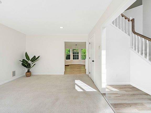 3rd image of 2279 Hamilton St