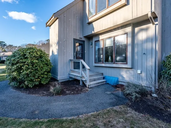 481 Buck Island Rd APT 26C, West Yarmouth, MA 02673