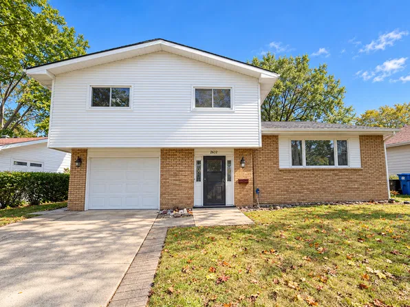 2632 Brnot Ave, Waukegan, IL 60087