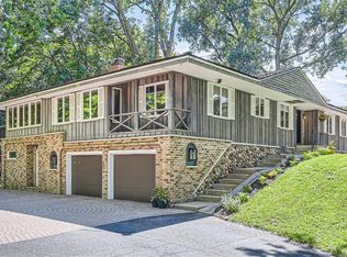 8021 Oakmere Rd, Bloomington, MN 55438