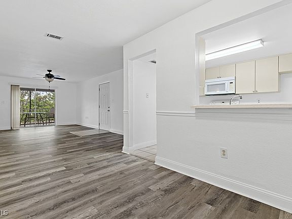 2nd image of 12658 Kenwood Ln APT D
