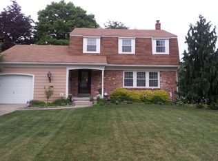 15 Knightswood Dr, Marlton, NJ 08053