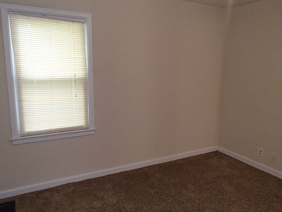 5th image of 3815 N Butler Ave