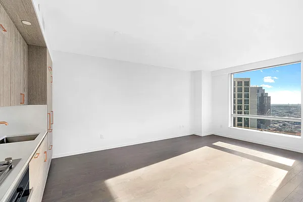 Rented by Compass | media 2