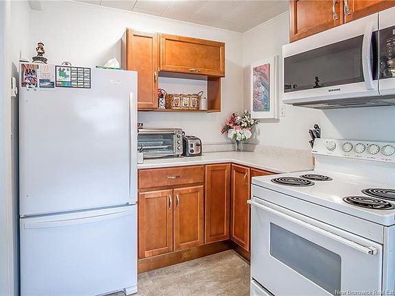5th image of 55 Union St