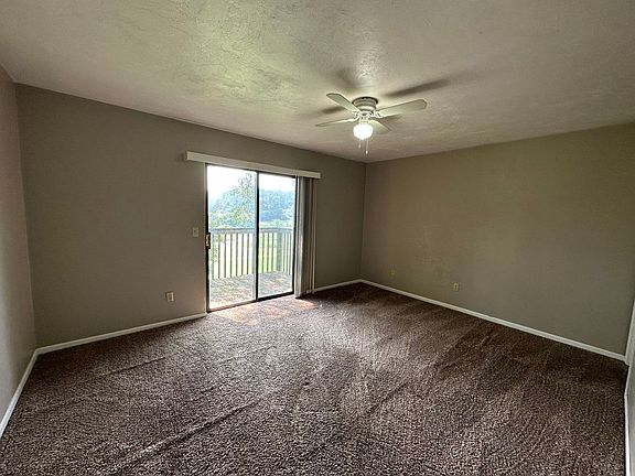 5th image of 1519 Willow Bend Way APT D