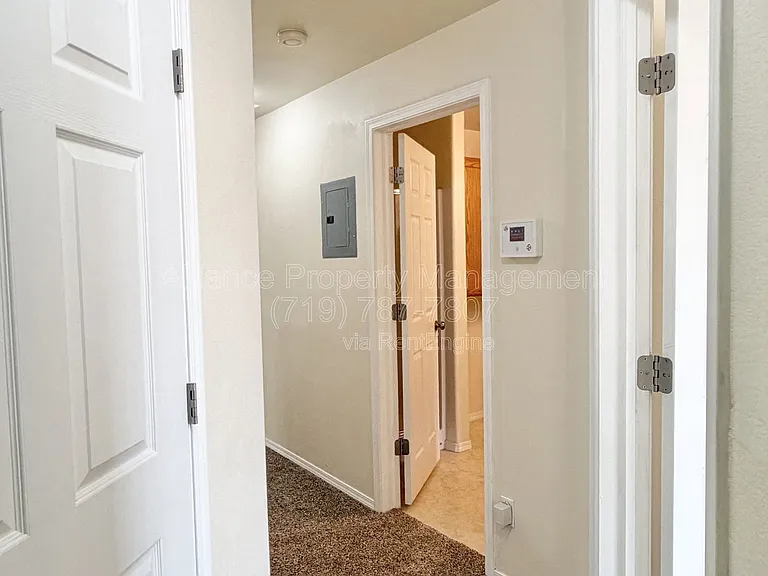 3870 Strawberry Field Grv #F — Photo 11
