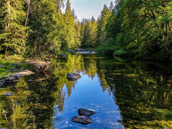 2980 Sooke River Rd, Sooke, BC V9Z 0Y1