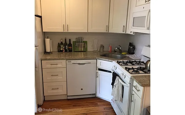 Rented by Douglas Elliman | media 11