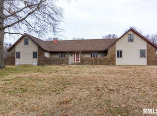 6391 Country Trl, Rochester, IL 62563