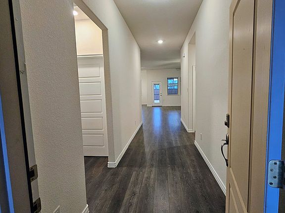Entrance/Foyer