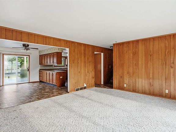 5th image of 217 Poplar Street