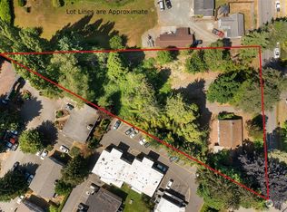 17615 83rd Ave NE, Kenmore, WA 98028