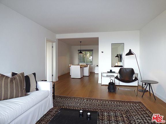 2nd image of 1219 Sunset Plaza Dr APT 5
