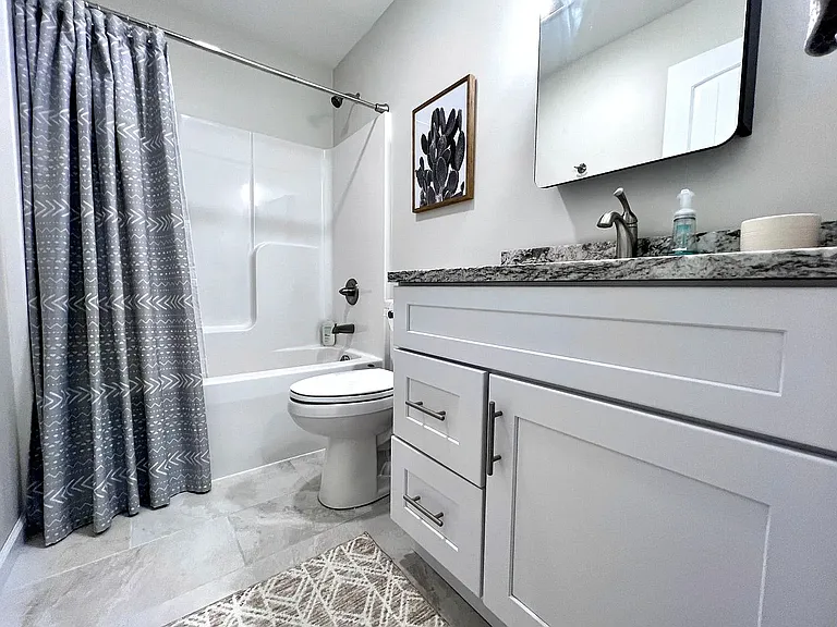 820 Sienna St — Photo 23