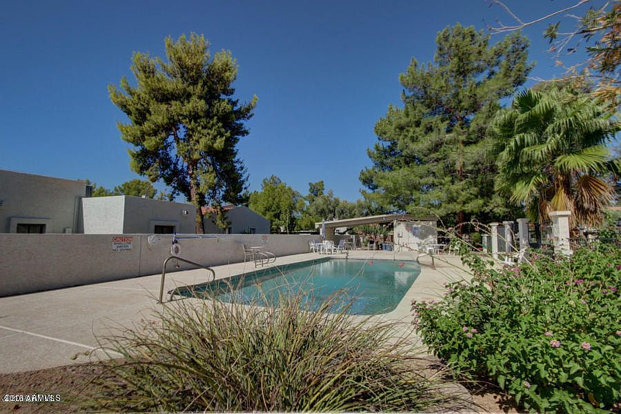 1st image of 3073 E Cannon Dr