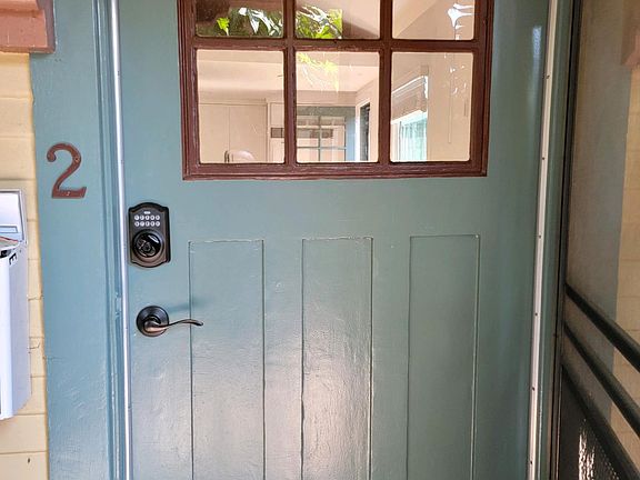 4th image of 315 N Venice Blvd Unit 2