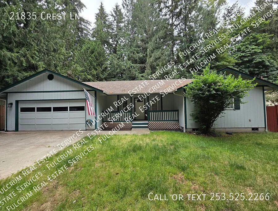 21835 Crest Ln SE
