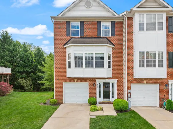 4216 Lavender Ln, Bowie, MD 20720
