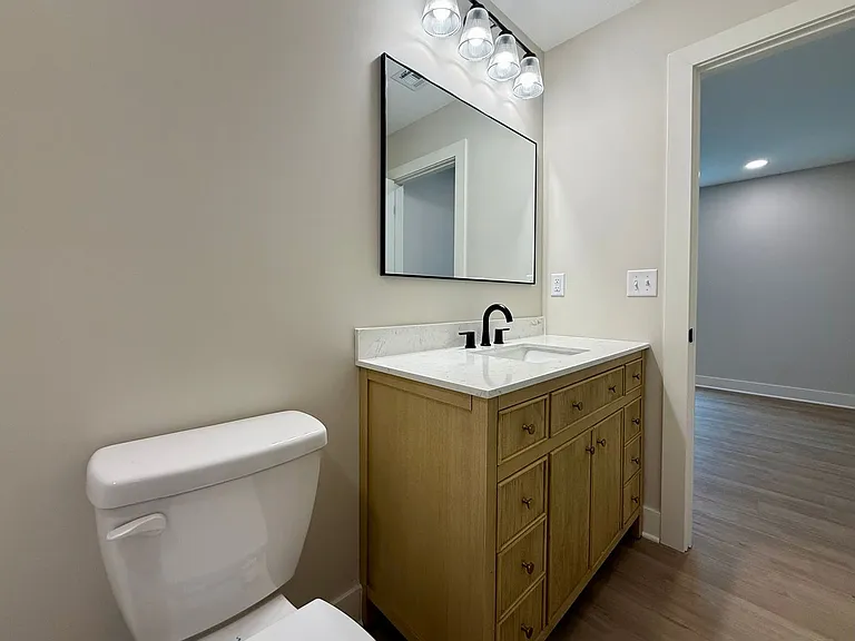 765 N Kansas Ct — Photo 12