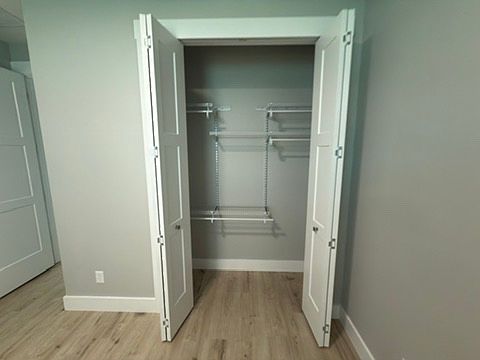 3rd image of 7807 Chesebro Ave #1