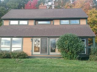 682 Piette Meadow Rd, Hinesburg, VT 05461