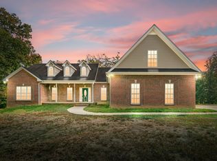121 Meadow Ln, Dover, TN 37058