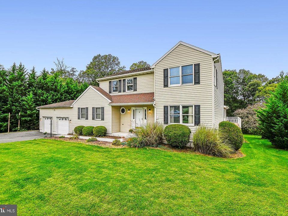 1st image of 118 Oleary Ln
