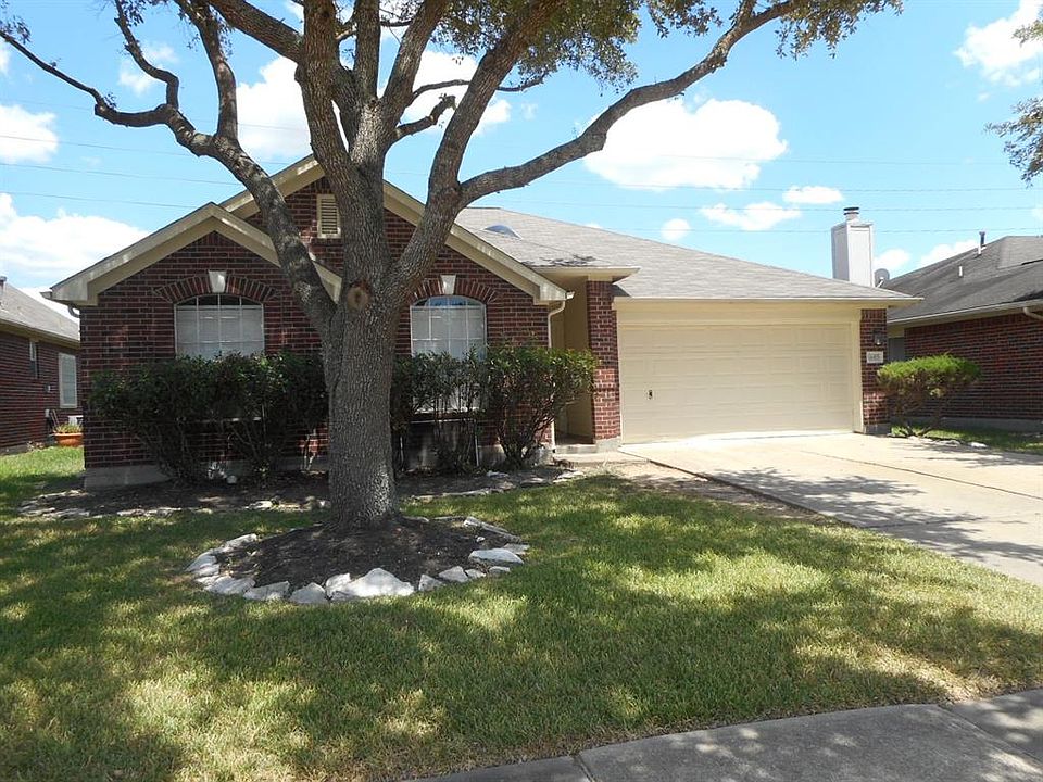 1st image of 4415 Hardwood Glen Dr