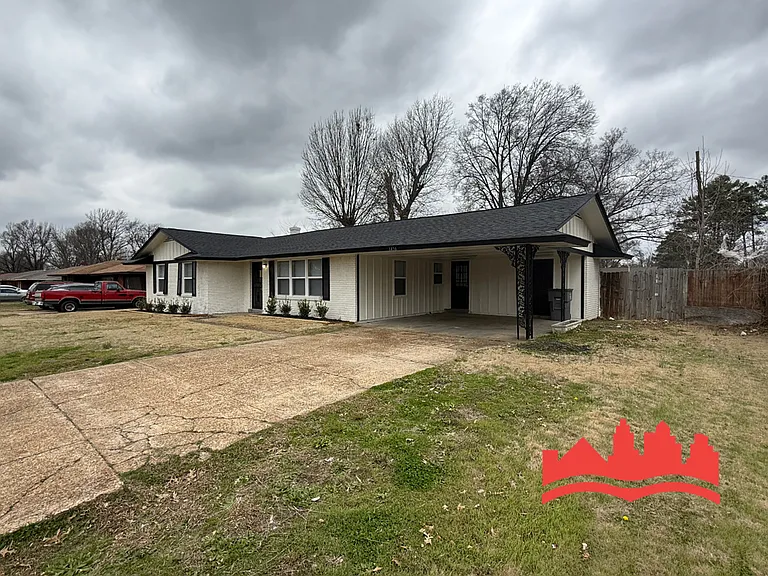 1456 E Raines Rd — Photo 3