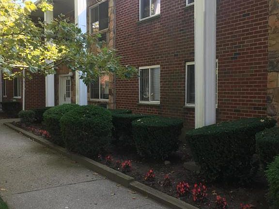 2nd image of 1304 Rockland Ave APT 2G