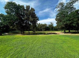 302 River Bend Dr, Searcy, AR 72143