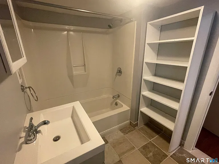 42 Fisher Hill Rd #5 — Photo 15