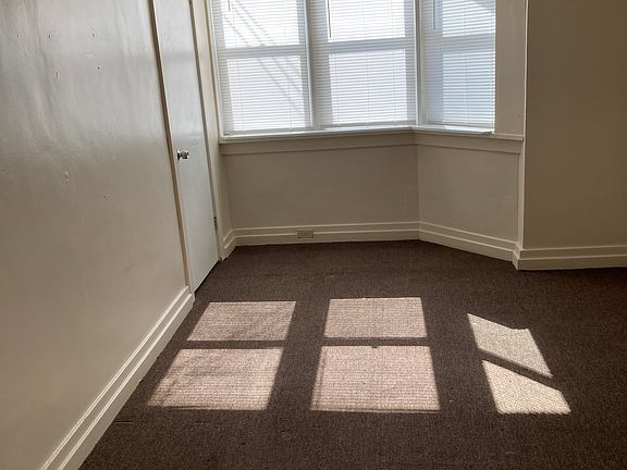5th image of 1005 Pennsylvania Ave #1005